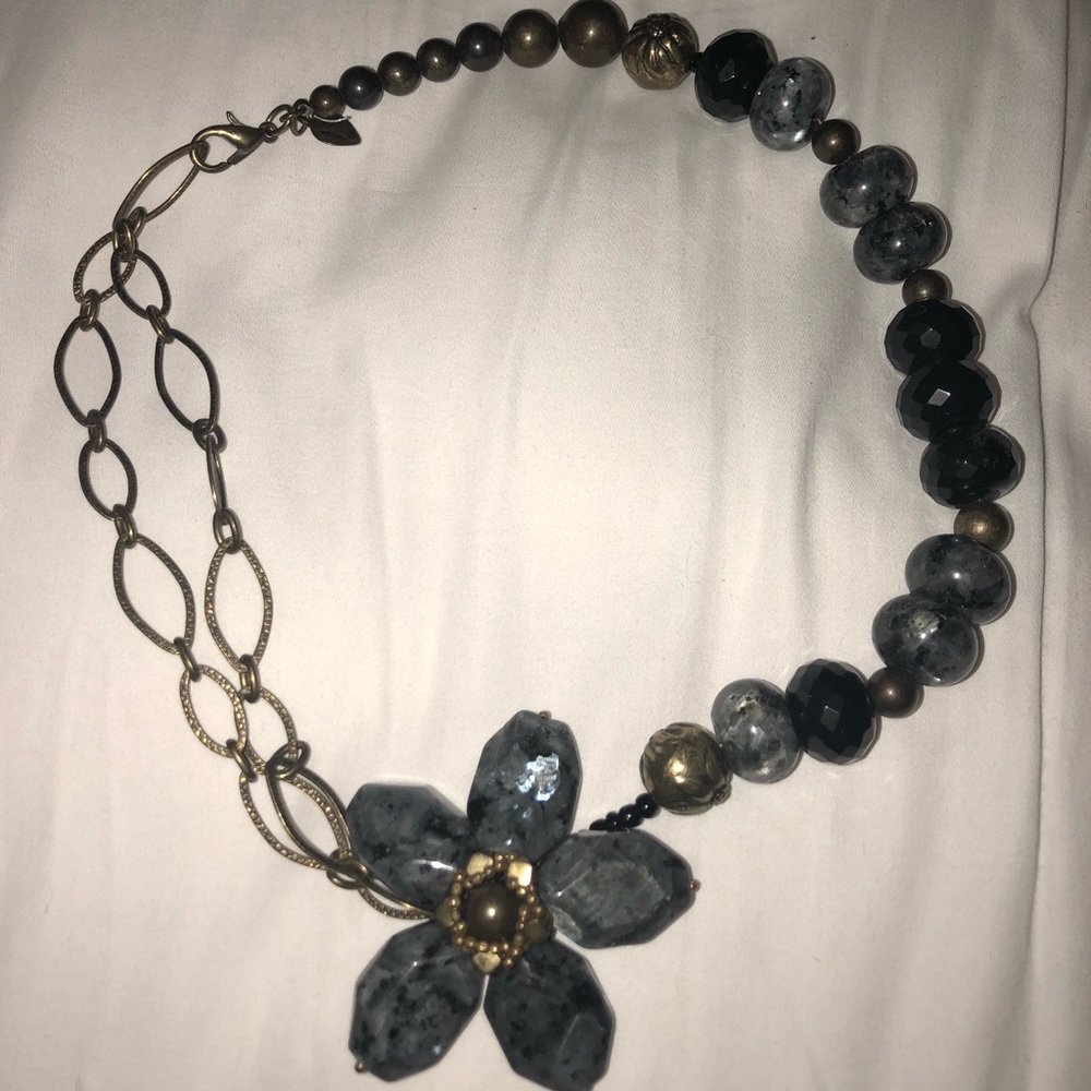 Necklace - Picture 2 of 3